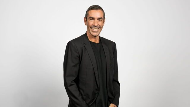 Inside Robert Pirès