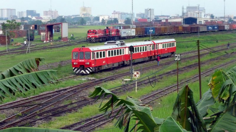 Mit dem Zug durch Kamerun