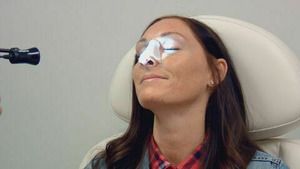 Chirurgie à tout prix (Mamelons collants et problème de paparazzis) S4 (8/22)