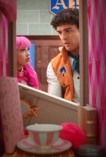 Dans mon casier : Descendants — Disney Channel 11:30