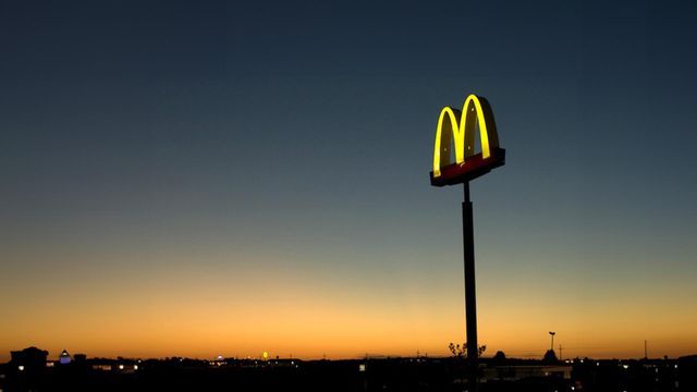 Inside McDo : un an dans le restaurant n°1 en France — RMC STORY 00:05
