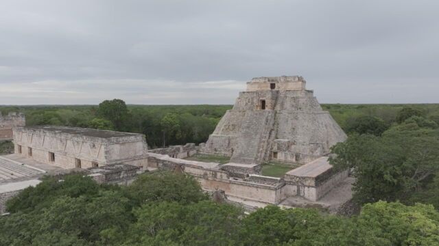 Mayas : comment la NASA explique leur chute