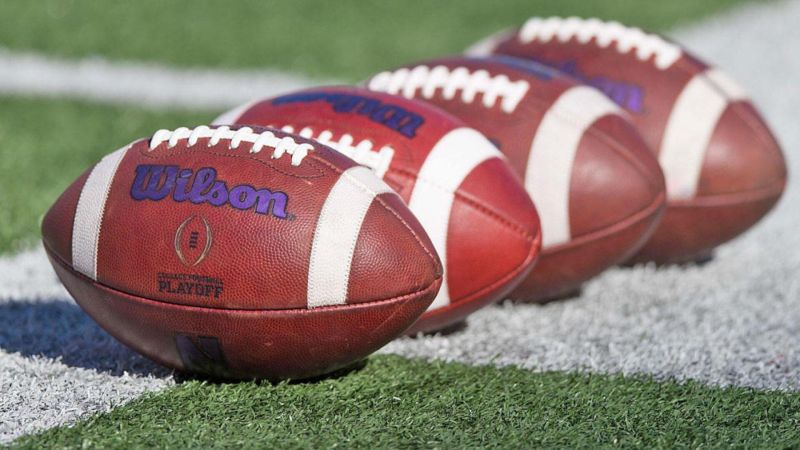 Football américain : NCAA | Navy / Notre Dame — beIN SPORTS MAX 10 17:00