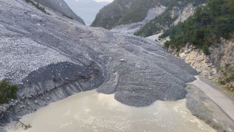 Cuntrasts - Movimento in montagna – È diventato pericoloso?