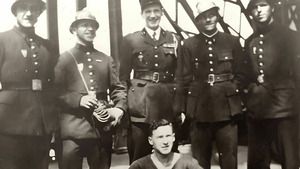 Sauver Paris, les pompiers dans l'ombre de la Résistance S1 (n°1)