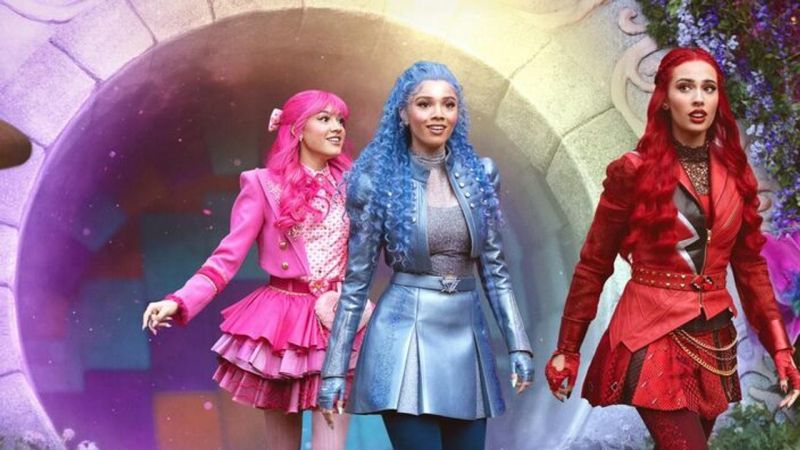 Descendants : La Malédiction du Pays des Merveilles — DisneyChannelPlus1 22:35