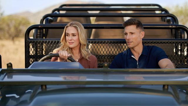 Safari romance — CARAC 2 CH HD 12:10