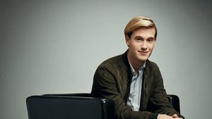 Hollywood Medium S4 (9/9)